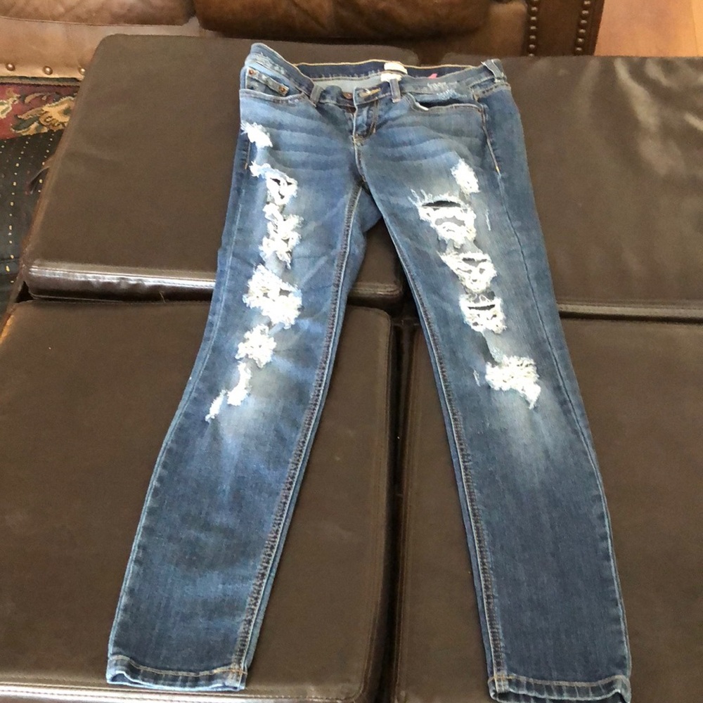 Sneak peek distressed boyfriend skinny jean
